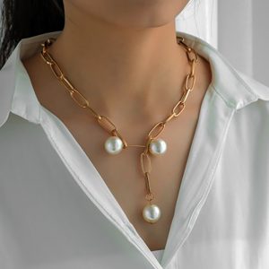 Pearl Geometric Pendant Necklace