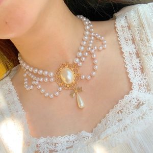 Vintage Style Pearl Choker Necklace